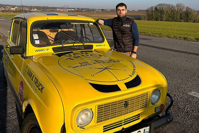 Un AMOScien sur les routes du 4L Trophy