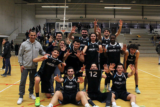 Bravo à notre équipe universitaire de basket, championne Paca 2022/23