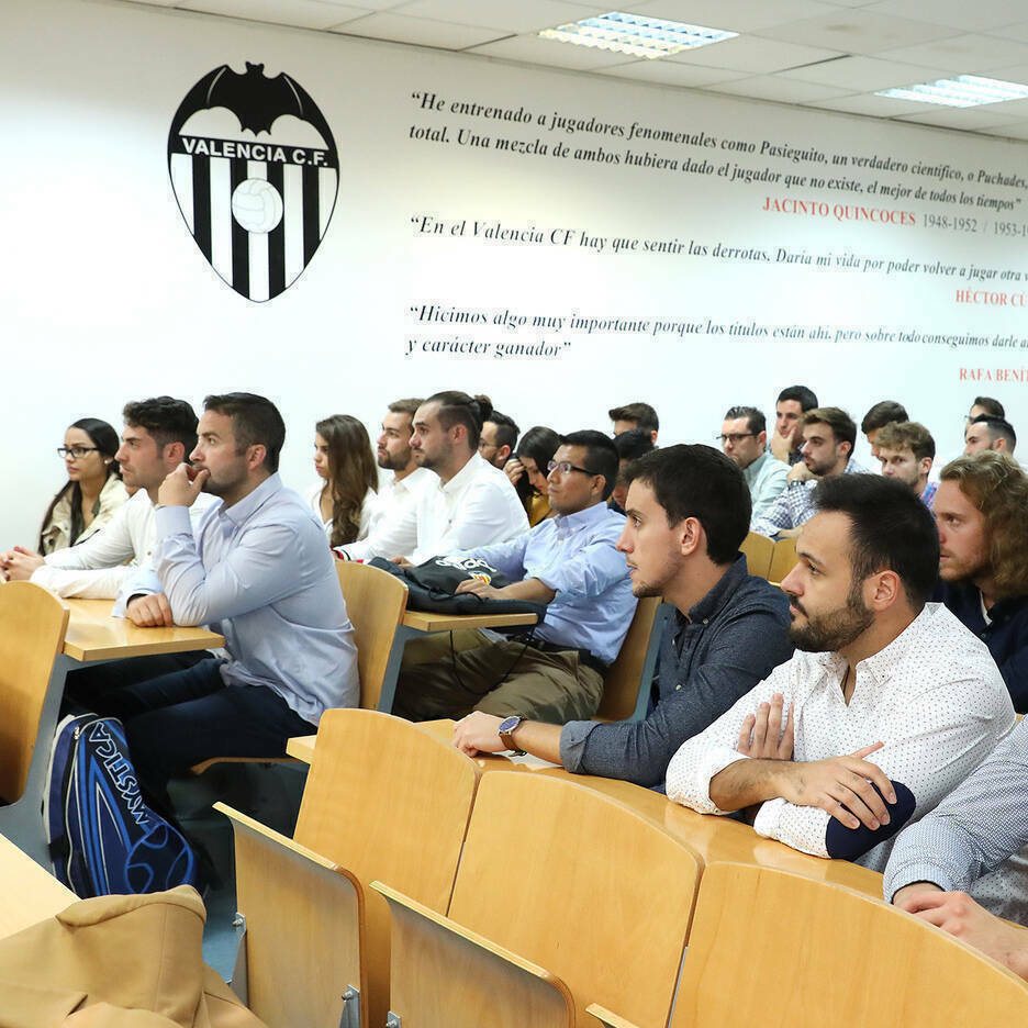 Etudiants Cours Campus AMOS Valence