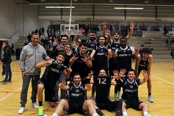 etudes_amos_aix_marseille_sport_business_school_basket.jpg