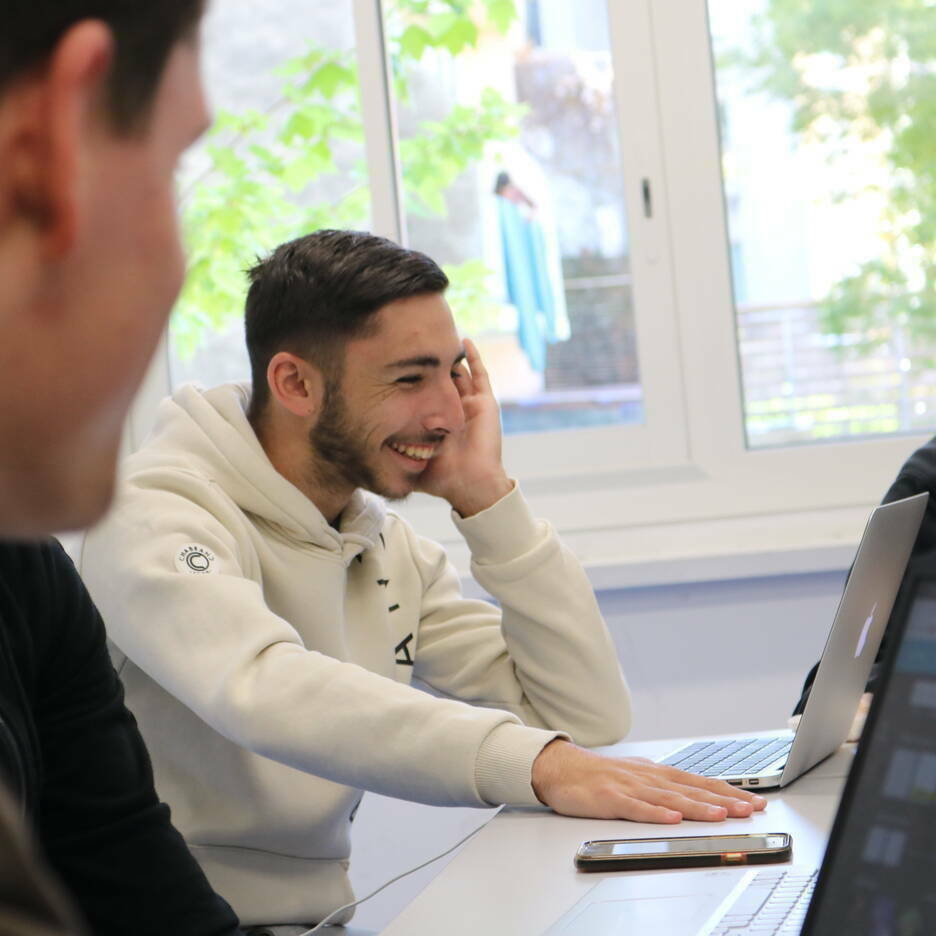 campus-amos-marseille-sport-management-school.jpg