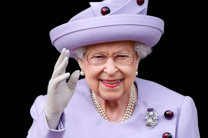 Quenn Elizabeth II : a loving monarch, fan of sport and its values
