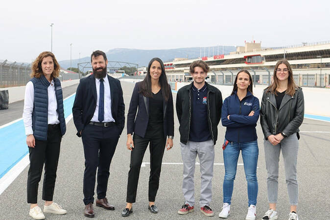 Sports mécaniques avec AMOS Marseille