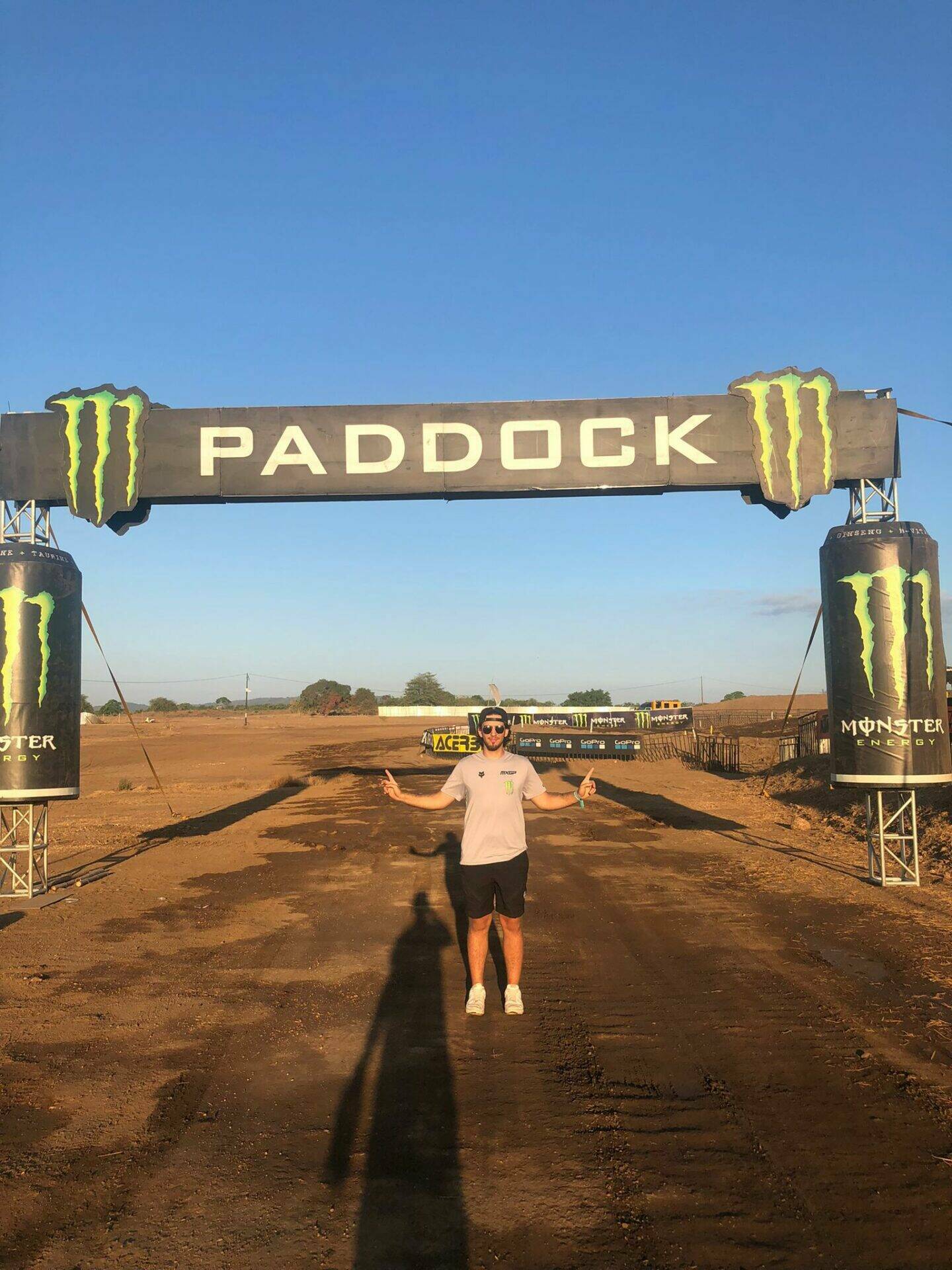 alexandre-cianci au Paddock de Moto-cross