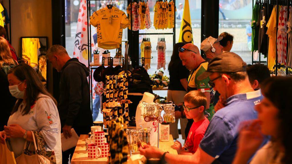 tour-de-france-retail-experience-pierre-guiramand.jpg.jpg