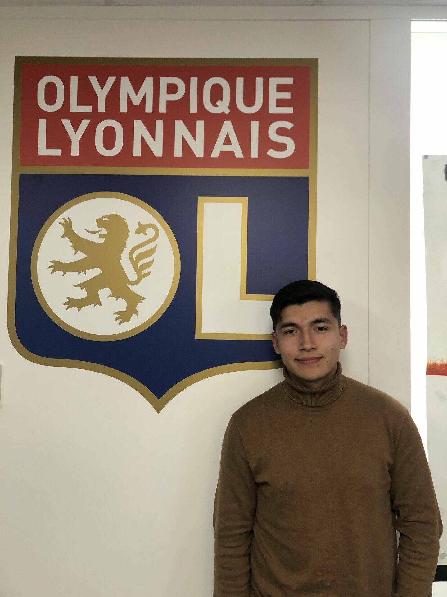 Juan, étudiant AMOS LYON en alternance pour la LDLC Arena et le Groupama Stadium