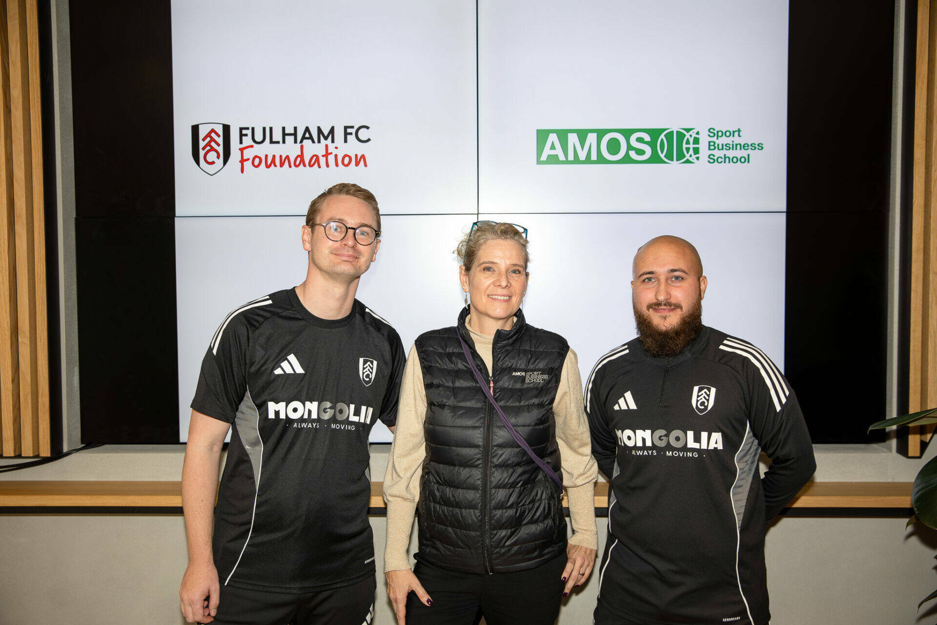 AMOS Sport Business School partenaire solidaire de la Fulham FC Foundation