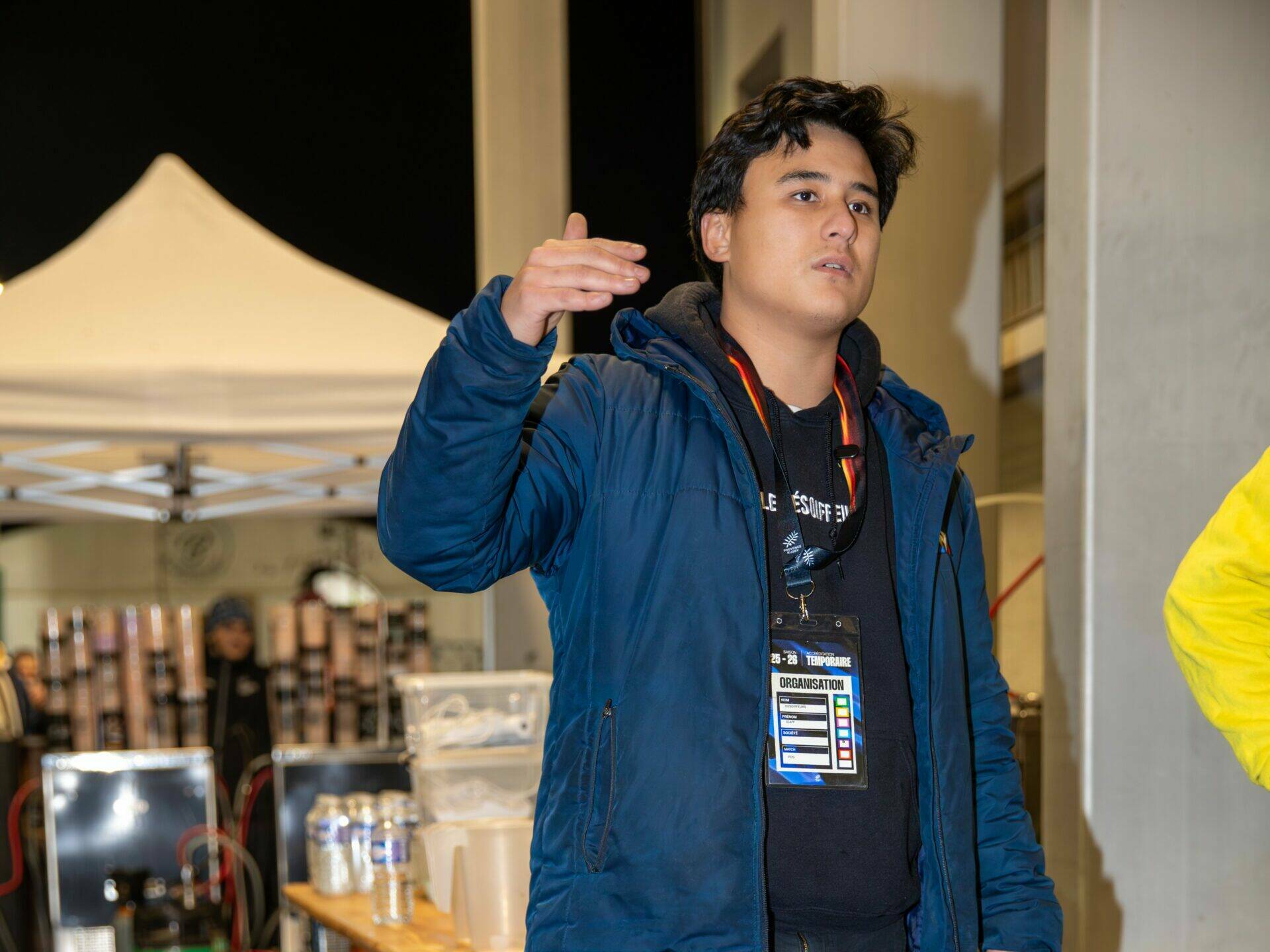 Alternance de Thomas Di Bernardo dans la vente ambulante de boissons sportives