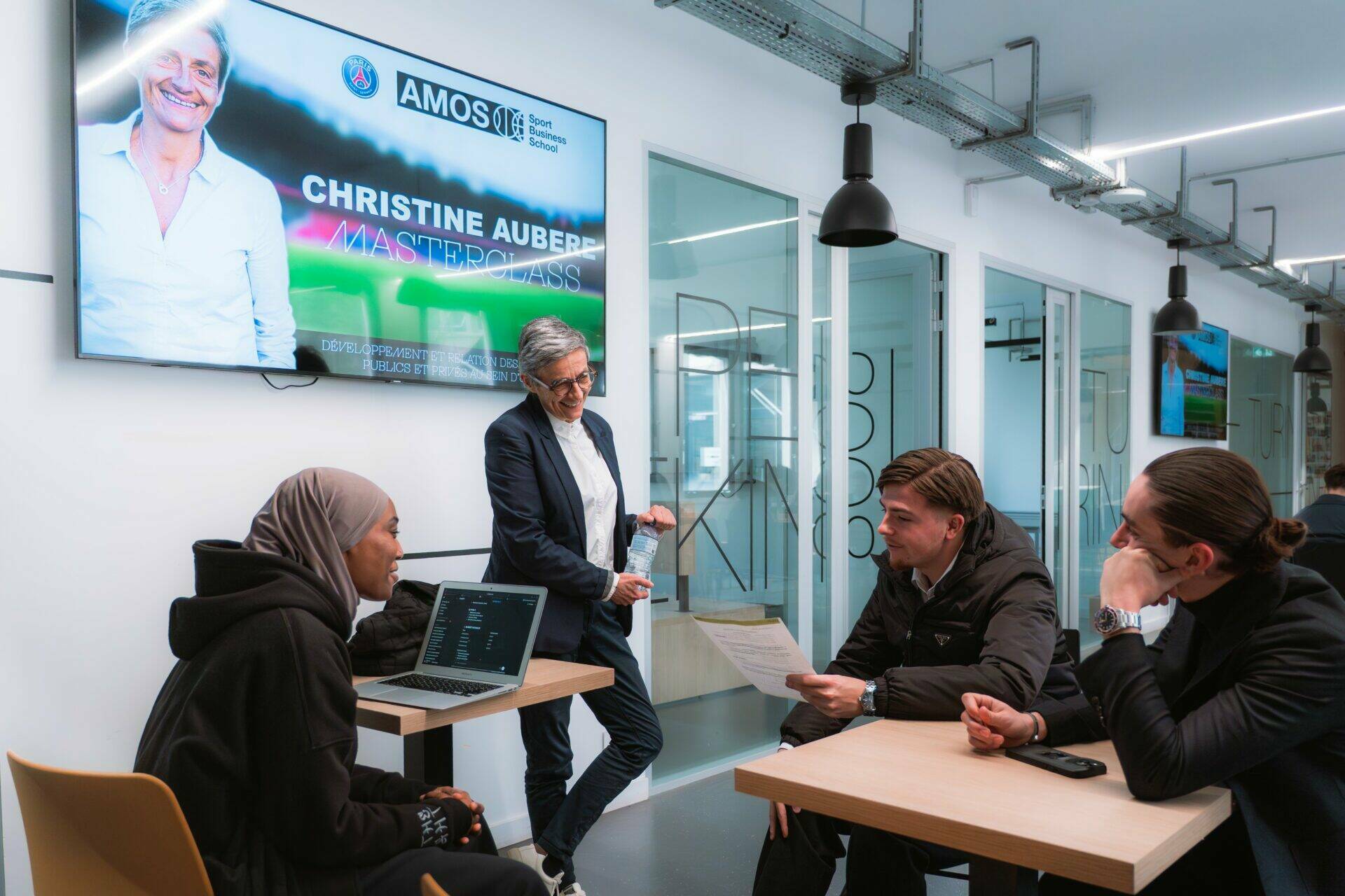 Masterclass AMOS Paris x PSG Féminines : comprendre les partenariats publics et privés dans un club sportif