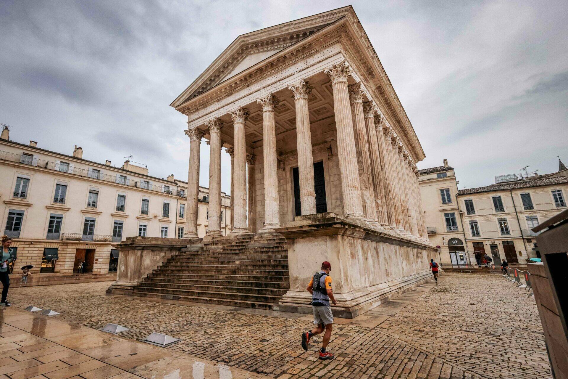 2026_amos_marseille_renaud_benoit_maurice_yeswerun_03.jpg
