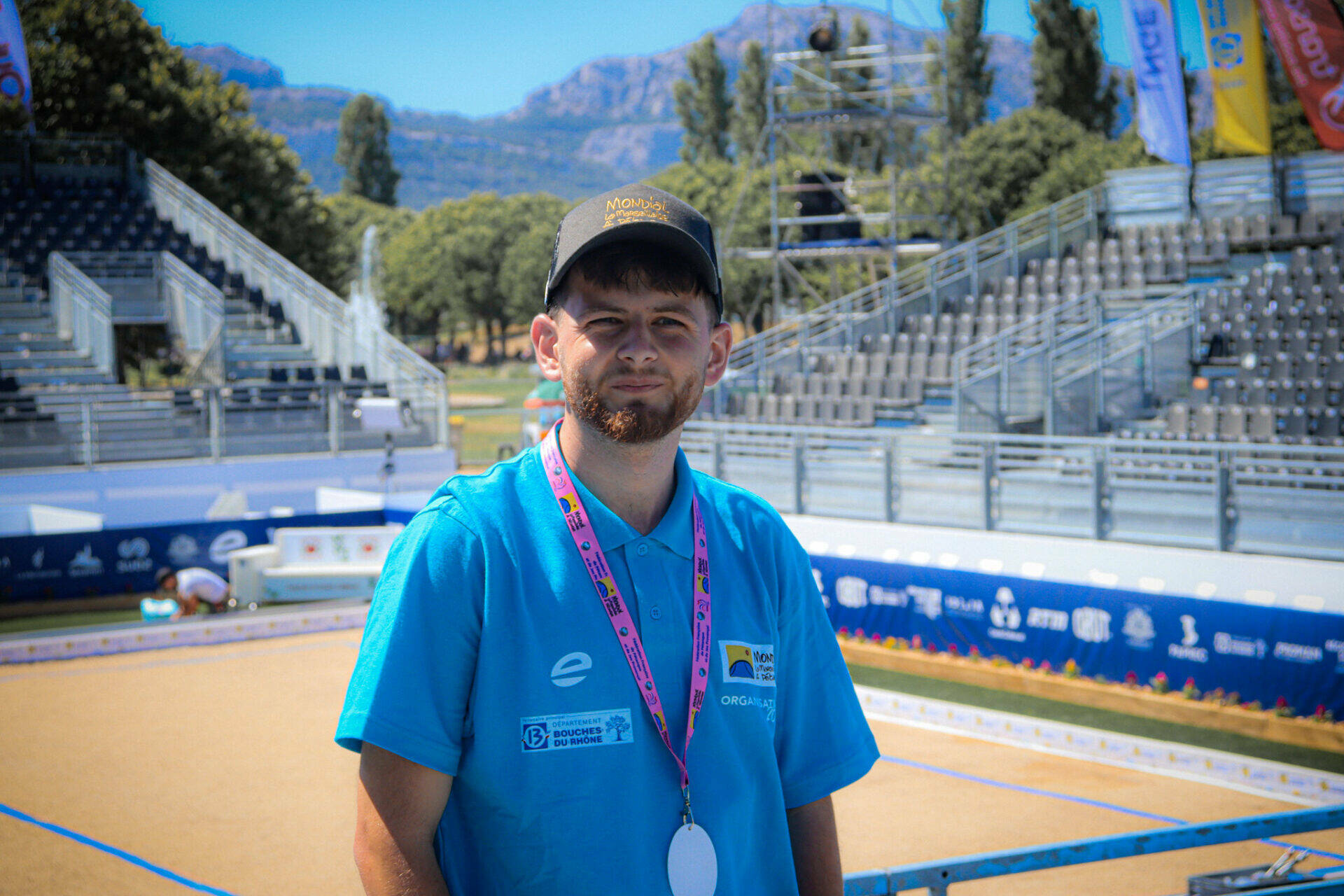 Quand le Sport Business sublime la pétanque : focus sur Lucas Roman, étudiant à AMOS Marseille et en stage au Mondial La Marseillaise à pétanque