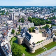 Nantes — AMOS