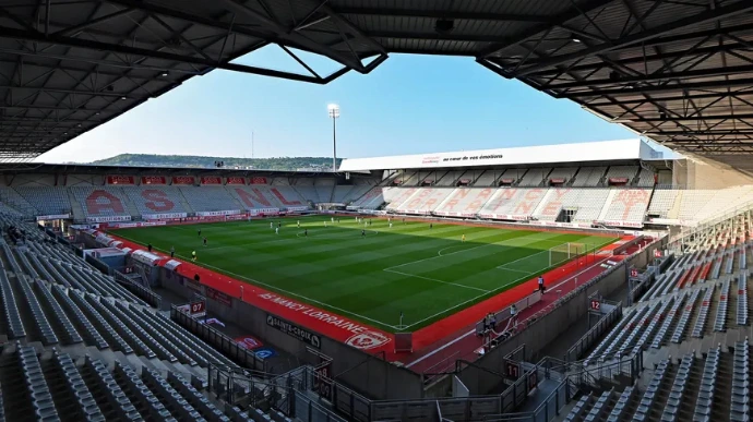 Stade Marcel Picot à Nancy, proche du campus AMOS