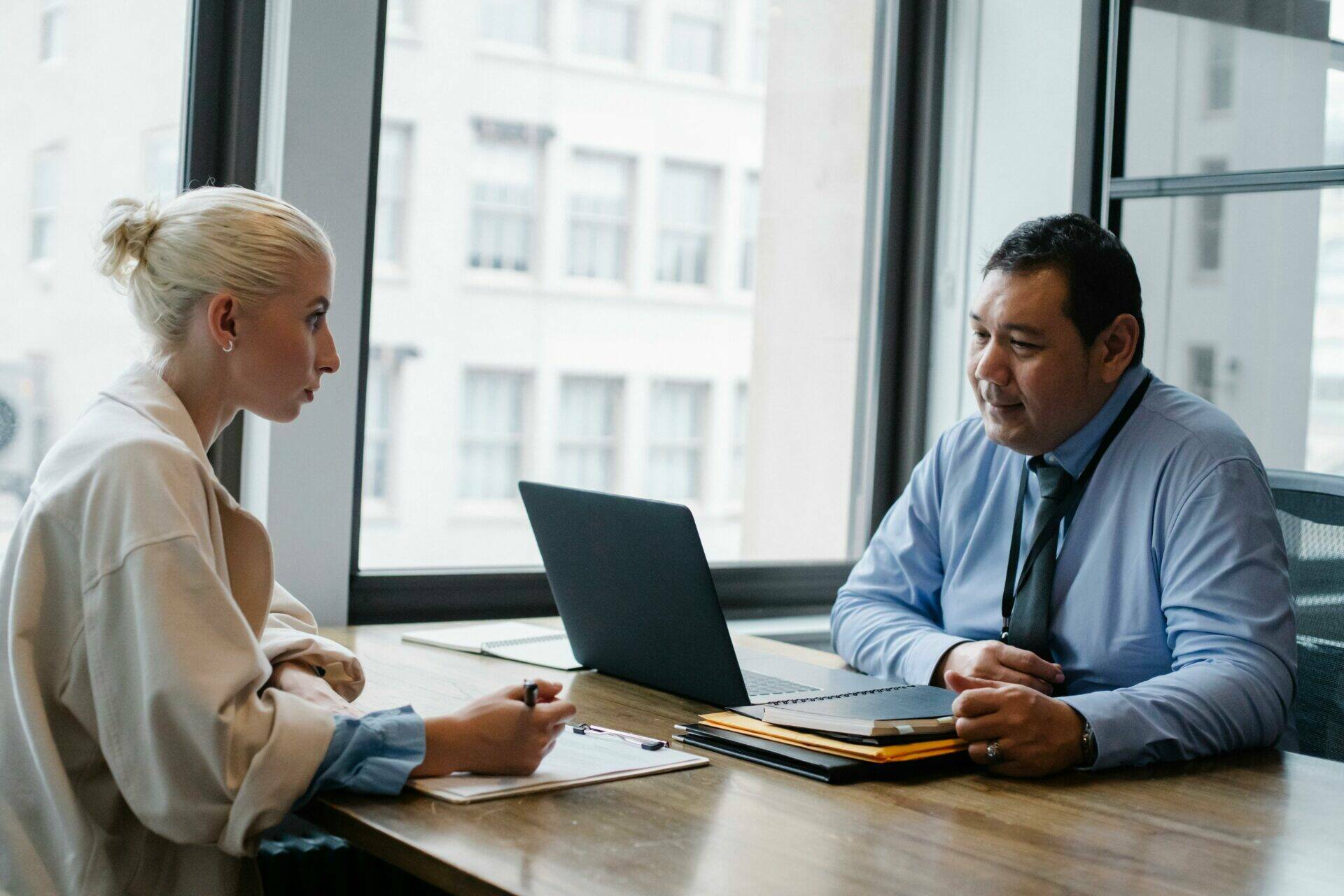 Adecco entretien AMOS