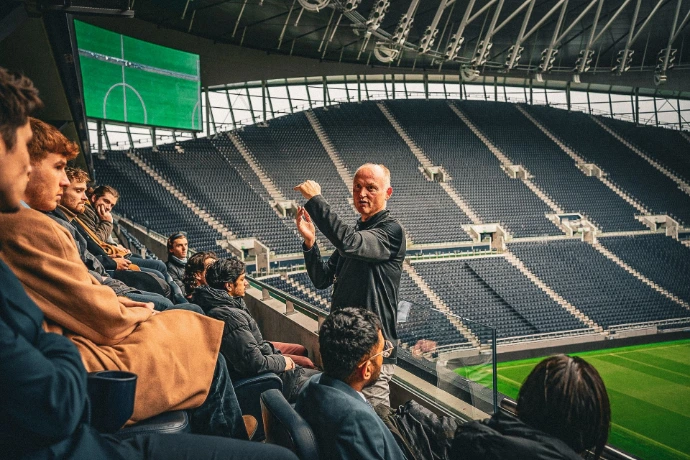 Étudiants d'AMOS Londres lors d'un match de NFL — photo 1