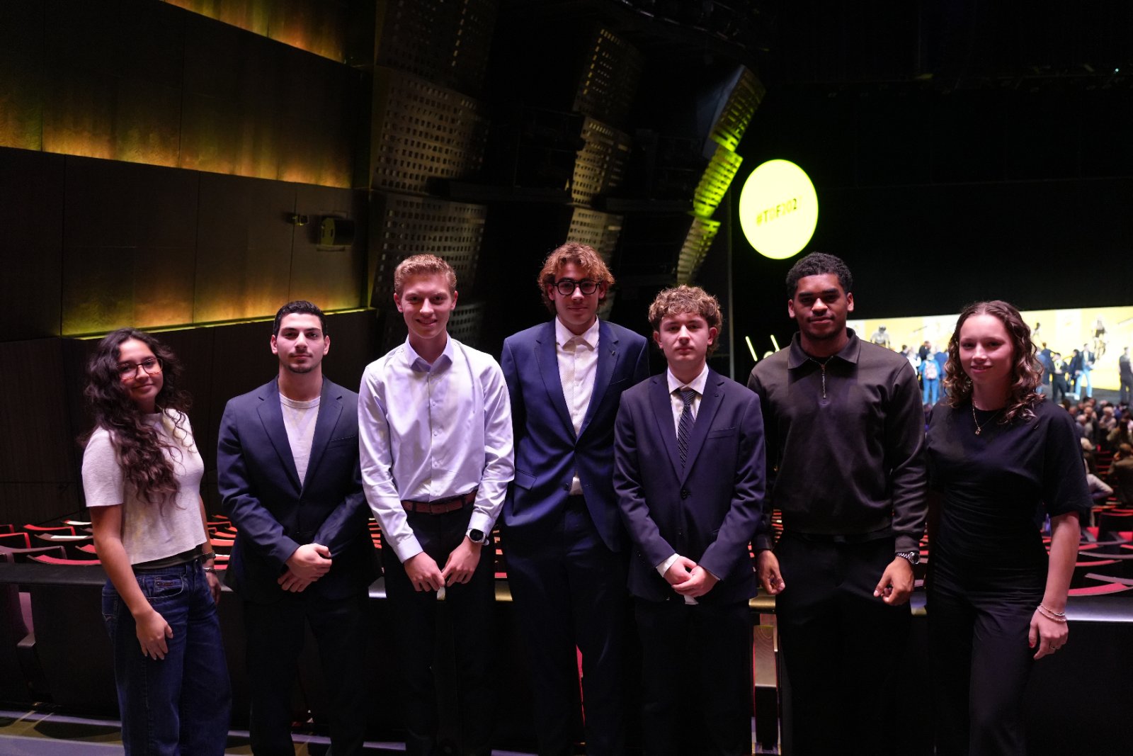 Étudiants d'AMOS Paris et Lille à la présentation des parcours du Tour de France 2027 au Palais des Congrès de Paris